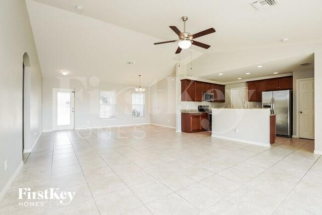 Foto del edificio - 2712 Miracle Pkwy