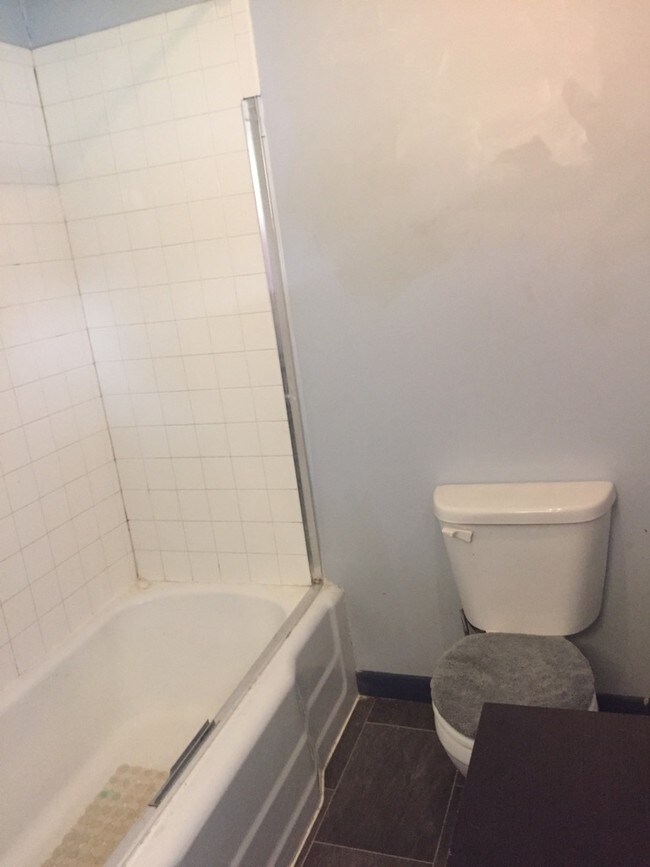 Foto del edificio - 713 S Maple St