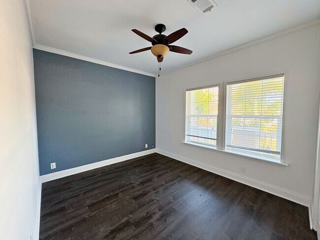 Foto del edificio - Beautiful 3-Bedroom Home in Seminole, FL!