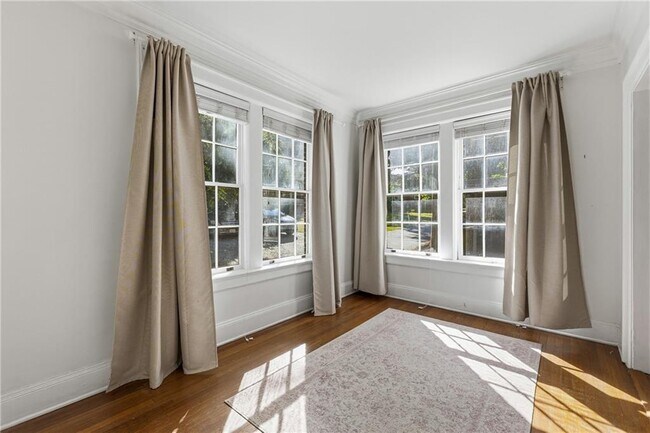 Foto del edificio - 61 16th St NE