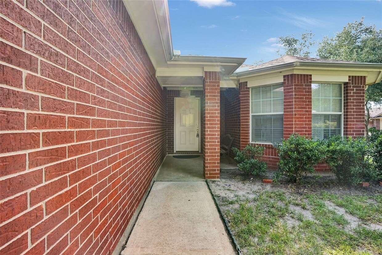 Primary Photo - 14602 Windwood Park Ln