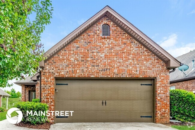 Building Photo - 6459 Southern Trace Dr