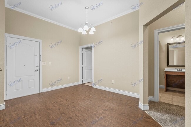 Building Photo - Great 1/1 Apartment in Alvarado!