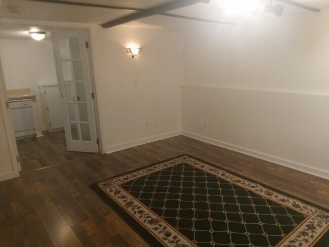 Foto del edificio - 7033 Marshall St