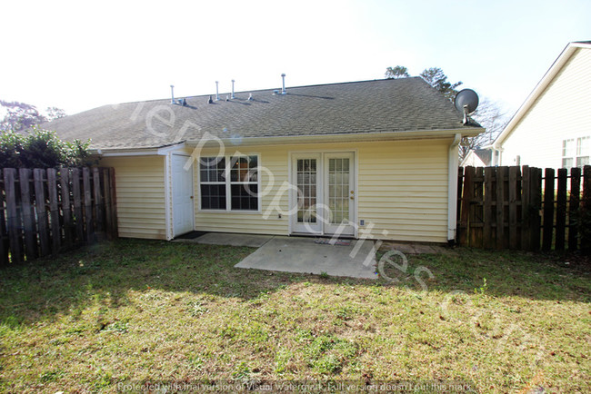Foto del edificio - Lovely patio home in the heart of Lexington