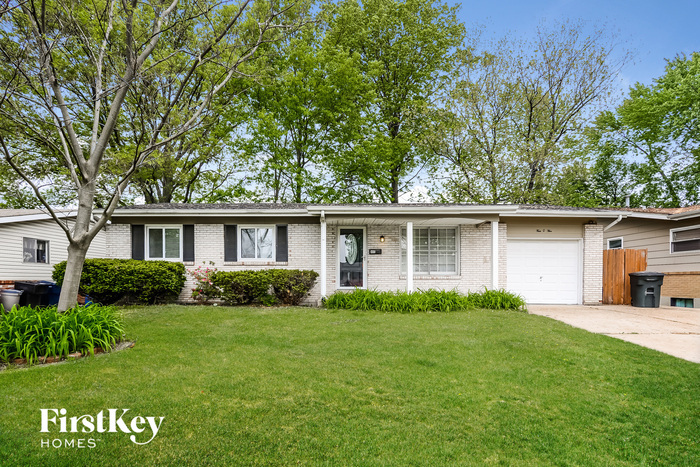 Primary Photo - 405 Albert Dr