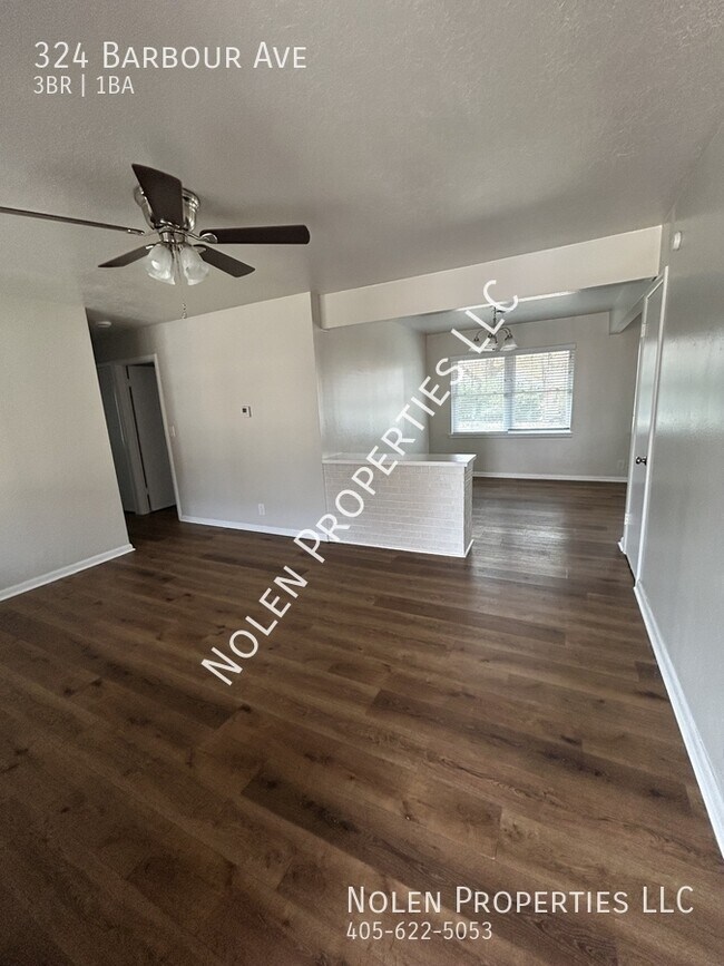 Foto del edificio - 324 Barbour Ave