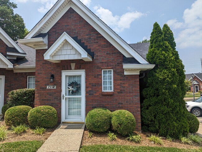Building Photo - 7112 Emily Ann Ln