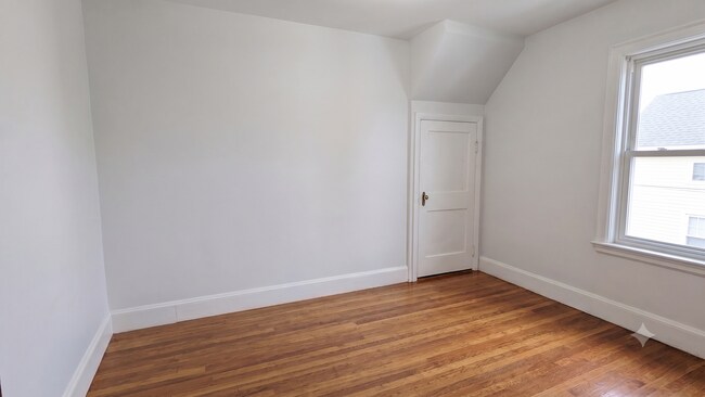Building Photo - 50 Edgecliff Rd
