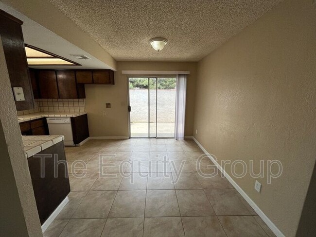 Building Photo - 826 N Williford Dr