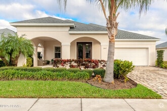 Building Photo - 247 Venetian Palms Blvd