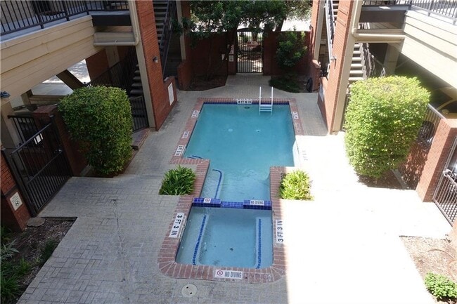 Foto del edificio - 106 E 30th St