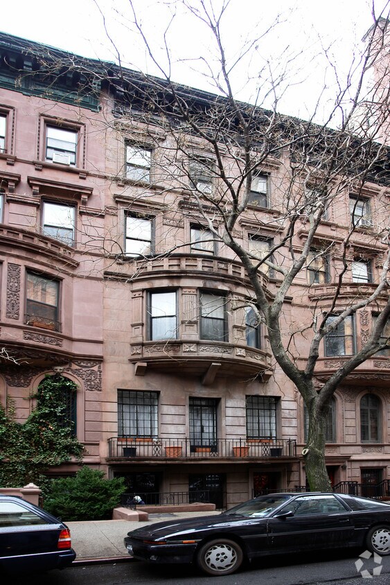 Primary Photo - 7 W 75th St