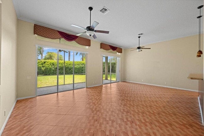 Foto del edificio - 9819 Mantova Dr