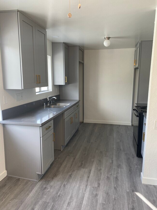 2547 Hayes Dr Unit 2, La Verne, CA 91750 Apartments in La Verne, CA