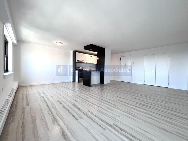 Foto del edificio - 1370 Saint Nicholas Avenue