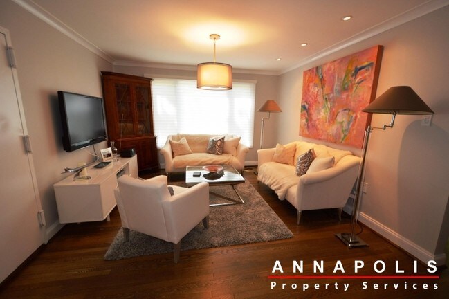 Building Photo - 302 dreams landing way