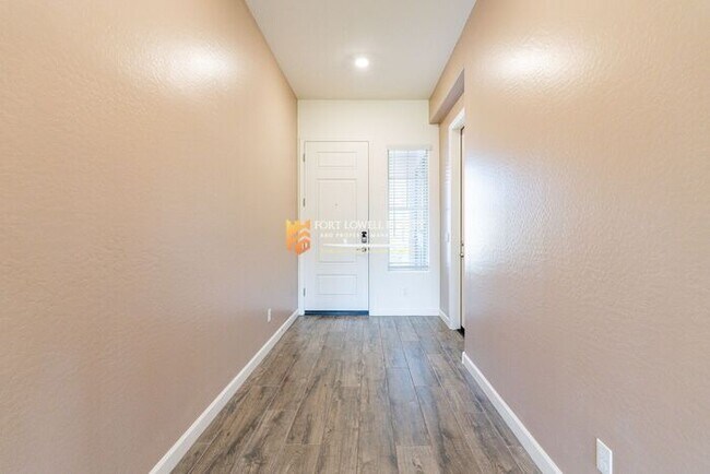 Foto del edificio - 2811 W Pollack St