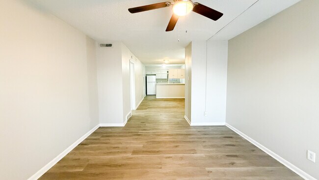 Foto del edificio - Kentwood Apartments