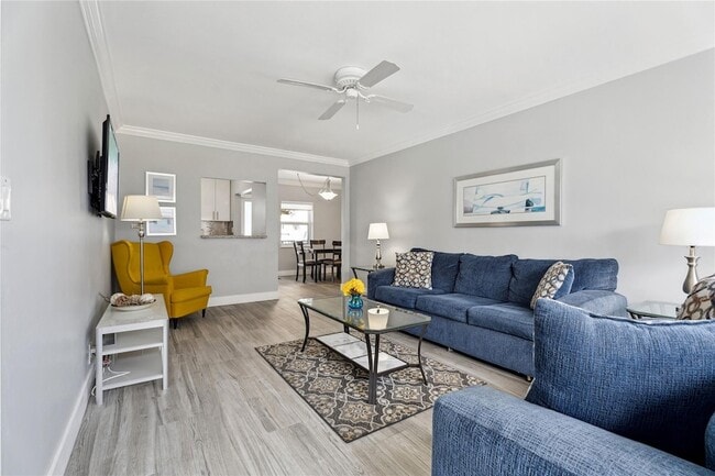 Photo - 315 Van Buren St Apartment