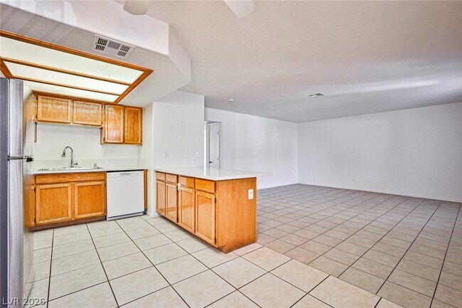Foto del edificio - 8410 Eldora Ave