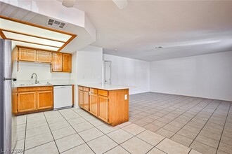 Building Photo - 8410 Eldora Ave