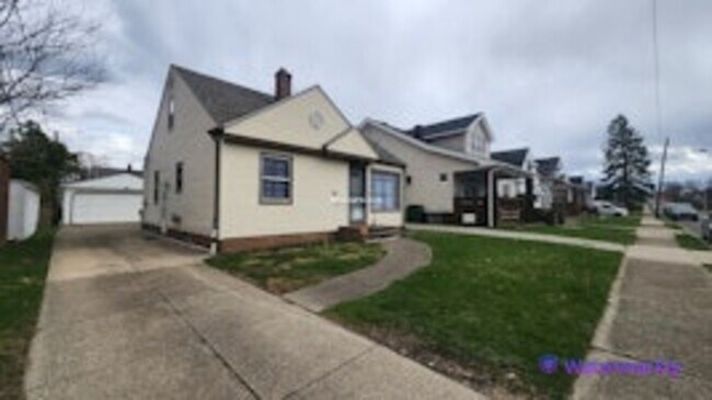 Foto del edificio - 5015 E 113th St