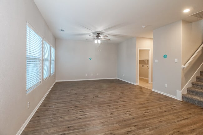 Building Photo - 6913 Freeboard Wy