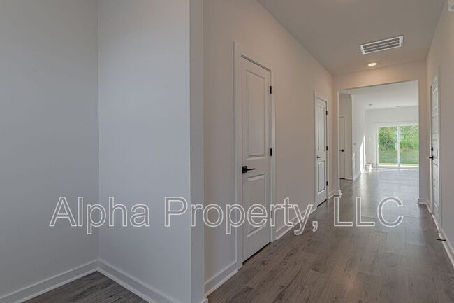 Building Photo - 1451 Darrowby Wy