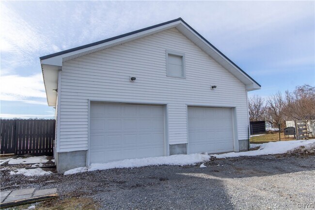 Building Photo - 24511 Plank Rd