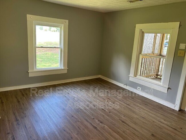 Foto del edificio - 1337 N 9th St