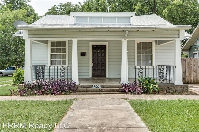 Building Photo - 3 br, 2 bath House - 1001 N. Fitzhugh Avenue