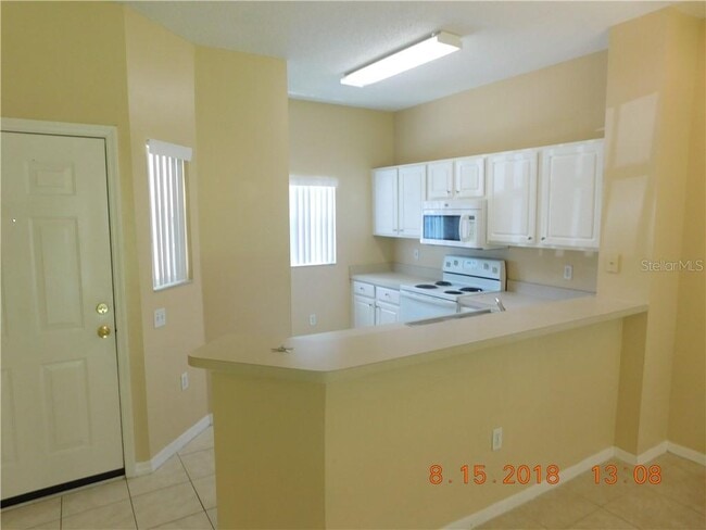 Building Photo - 8411 Blue Lagoon Dr