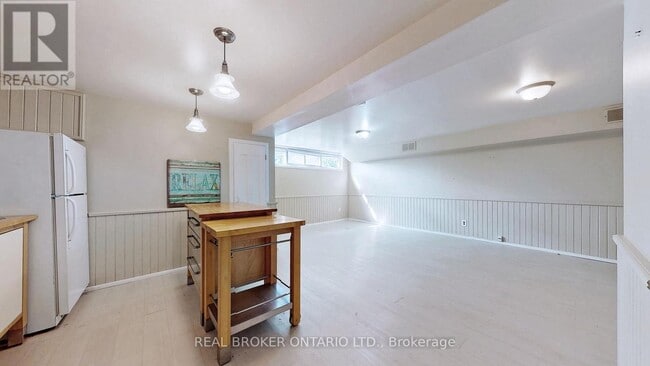 Building Photo - 351 Taylor Mills Dr N