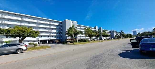 Foto del edificio - 1425 Atlantic Shores Blvd