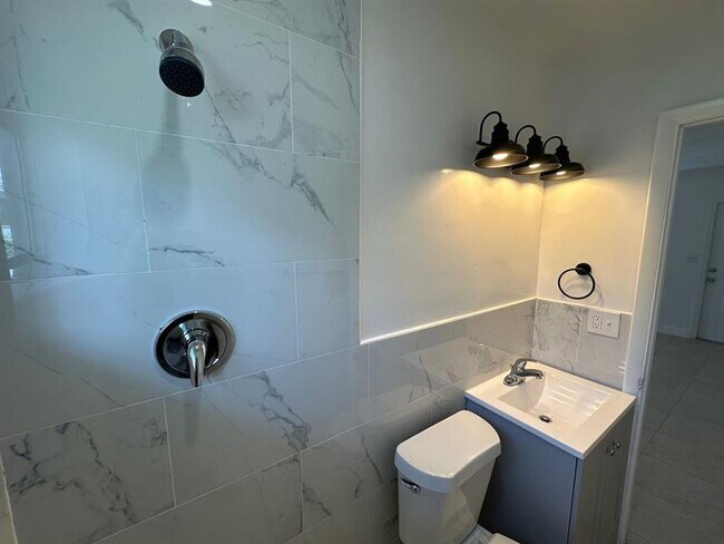 Foto del edificio - 6208 Dawson St