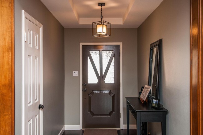 Photo - 2947 Southridge Dr House