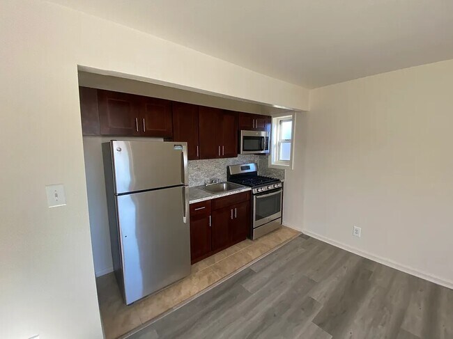 Foto del edificio - 144-45 37th Ave