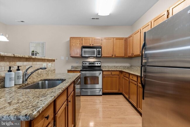 Building Photo - 13204 Cornerstone Dr