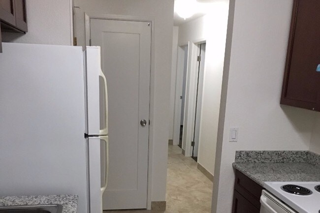 1584 164th Ave Unit 16 San Leandro Ca 94578 Apartment For Rent
