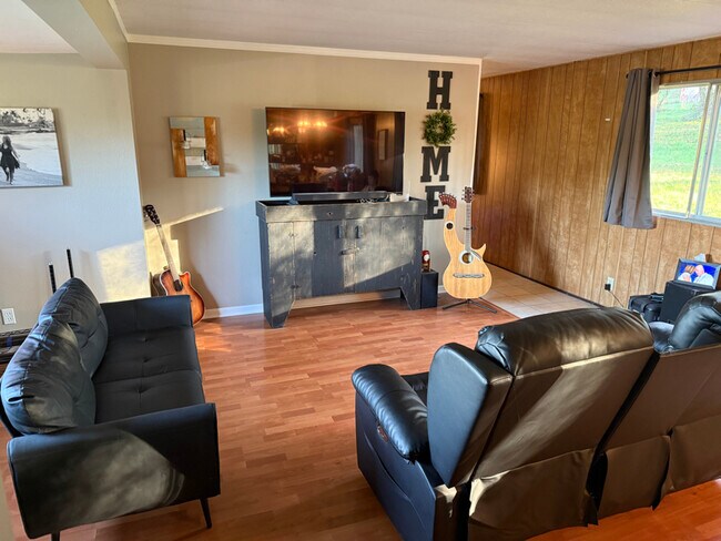 Foto del edificio - 2804 NW 199th St