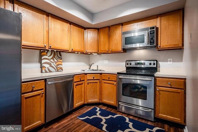 Building Photo - 4205 Fox Pointe Ct