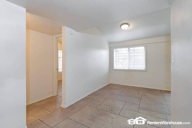 Foto del edificio - For Rent Newly Remodeled 974 W Hawaii Dr T...