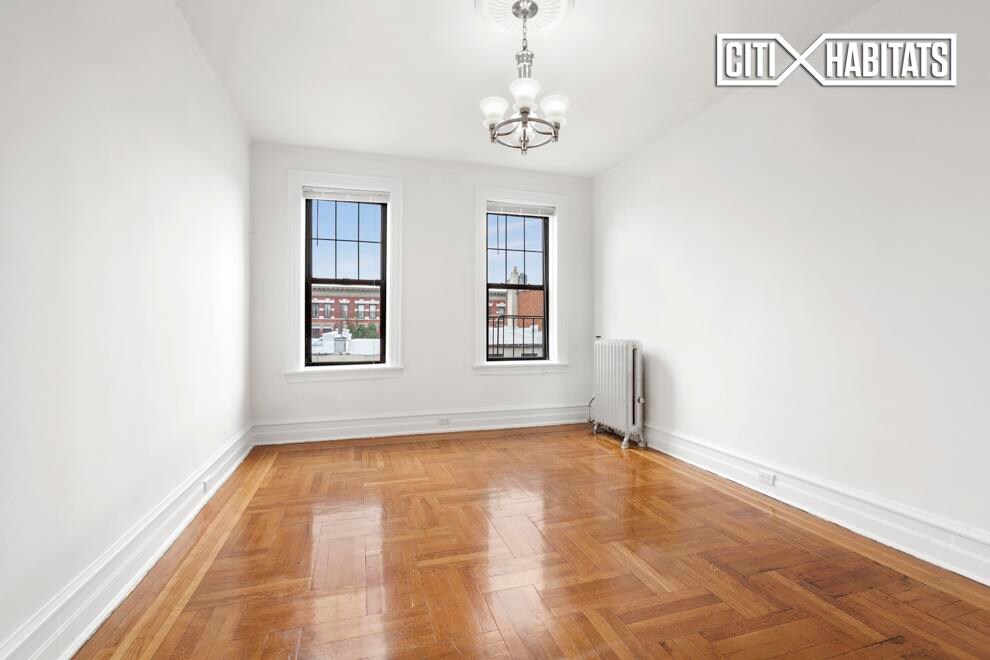 Building Photo - 145 Noble St