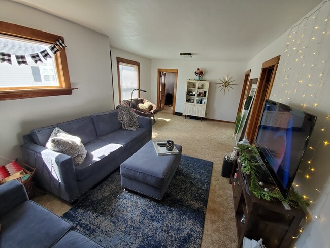 Living Room - 7116 27th Ave