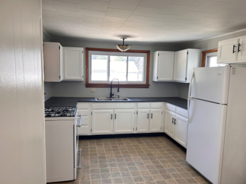 Primary Photo - 115 3rd St