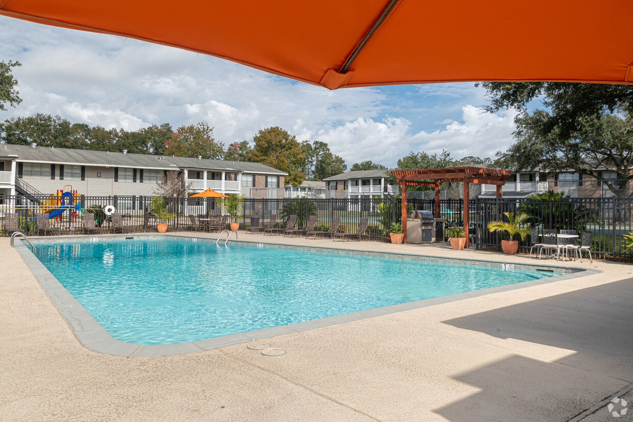 Canterbury Square Apartments in Lafayette, LA
