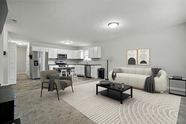 Building Photo - 720 Diamond Loop