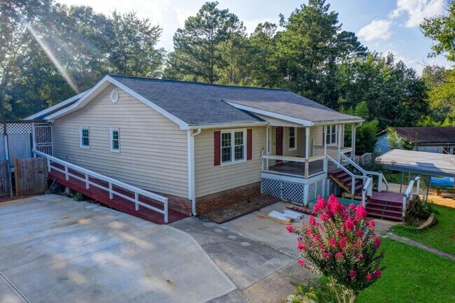 Building Photo - 3217 Calcutta Ct