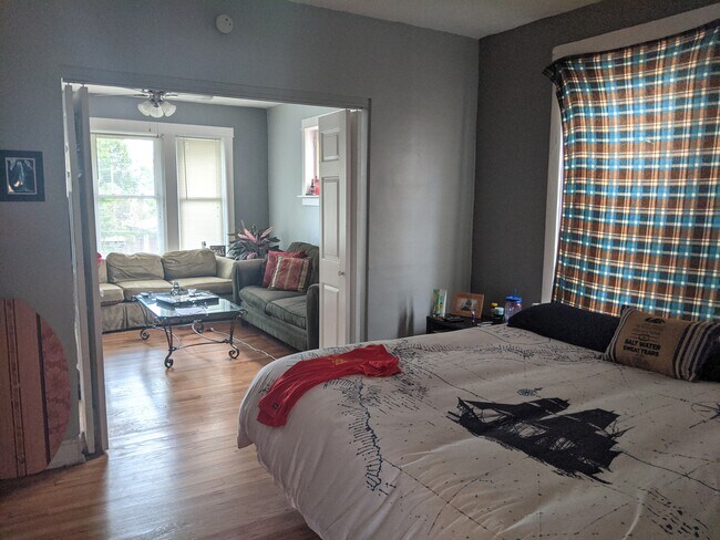 Foto del edificio - 5225 Bancroft Ave